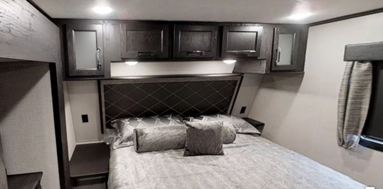 2019 Keystone Fuzion 369 Review